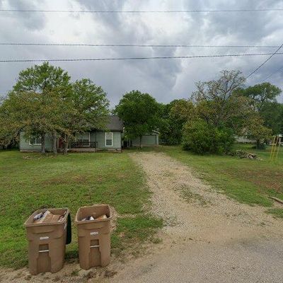 102 Ashley, Johnson City, TX 78636