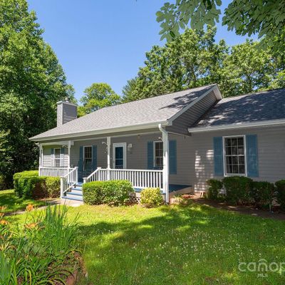 103 Daybreak Ln, Asheville, NC 28805