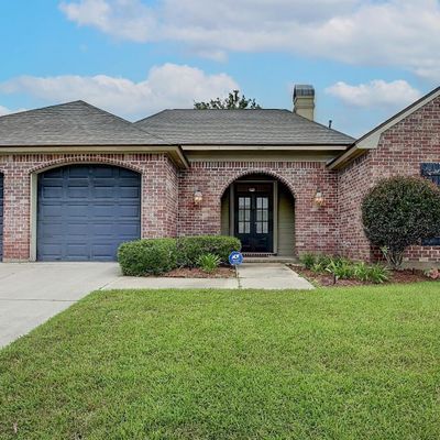 104 Osage Dr, Youngsville, LA 70592