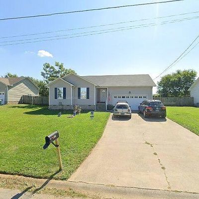 104 Velvet Trl, Oak Grove, KY 42262