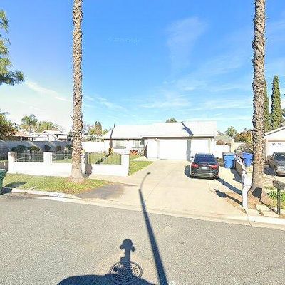 9559 Hobart Dr, Riverside, CA 92503