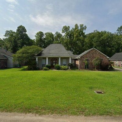 9670 Victory Ln, Denham Springs, LA 70726