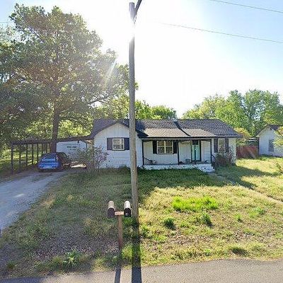 114 West Ave, Baxter Springs, KS 66713