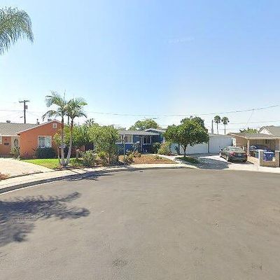 11428 Blythe St, North Hollywood, CA 91605