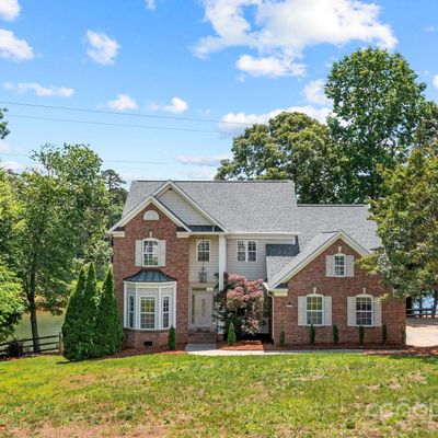 115 Mariner Pointe Ln, Mooresville, NC 28117