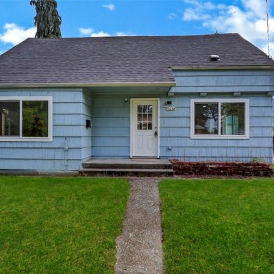 12034 68 Th Ave S, Seattle, WA 98178