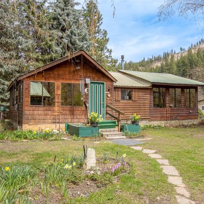 12131 Chumstick Hwy, Leavenworth, WA 98826