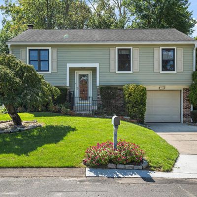 124 Edward Dr, Swedesboro, NJ 08085