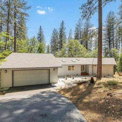 11011 Norager Way, Grass Valley, CA 95949