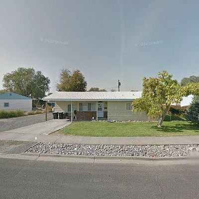 1476 W Sunset Dr, Moses Lake, WA 98837