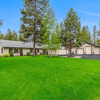 15023 River Loop Dr E, Bend, OR 97707