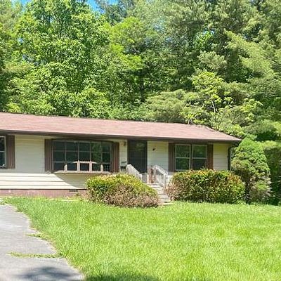 1327 Glendale Ave, Bluefield, WV 24701