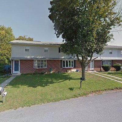 1387 Pleasantview Dr, Chambersburg, PA 17202