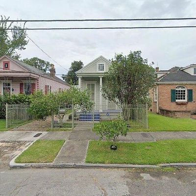 1609 Fern St, New Orleans, LA 70118