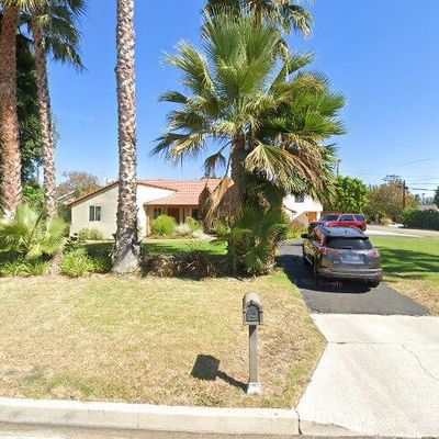 17301 Sunburst St, Sherwood Forest, CA 91325