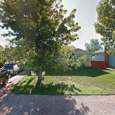 1740 Bahama St, Aurora, CO 80011