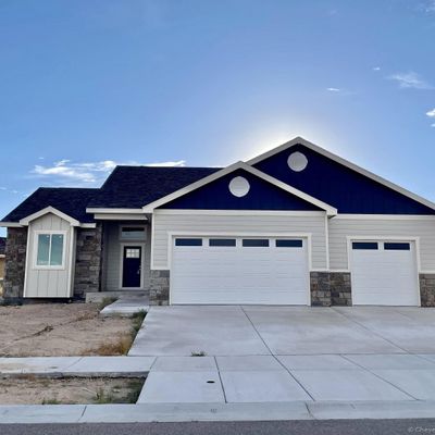 2225 Blue Norther Ln, Cheyenne, WY 82007