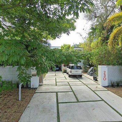 230 Ridgewood Rd, Coral Gables, FL 33133