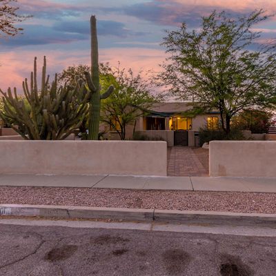 2401 E 1 St St, Tucson, AZ 85719