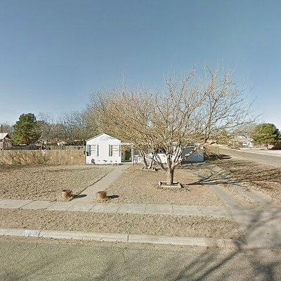 2029 Avenue R, Tahoka, TX 79373