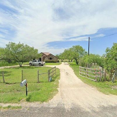 208 County Road 3523, Orange Grove, TX 78372