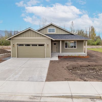 210 Daybreak Ln, Nooksack, WA 98276