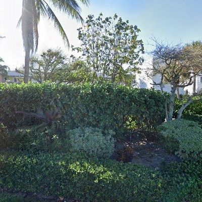 214 Inlet Way #204, Palm Beach Shores, FL 33404