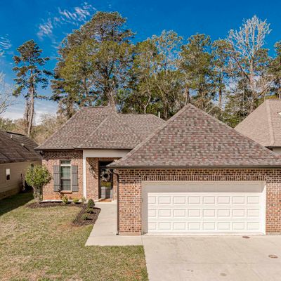 28017 Memorial Ln, Denham Springs, LA 70726