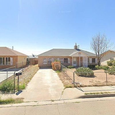 302 Plainview Dr, Alamogordo, NM 88310