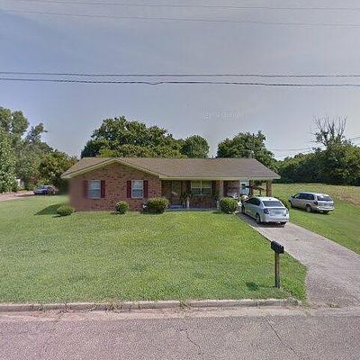 304 Dr R E Woodruff St, Aberdeen, MS 39730