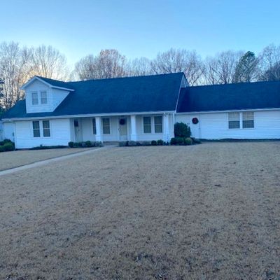 304 Elledge Ln, Muscle Shoals, AL 35661