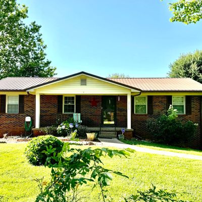 3716 Halifax Cir, Morristown, TN 37813