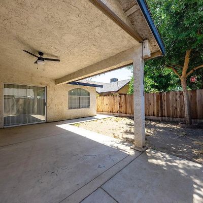 373 Trinity Ct, Tulare, CA 93274