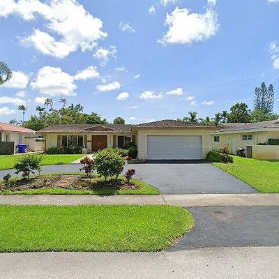 3831 N 43 Rd Ave, Hollywood, FL 33021