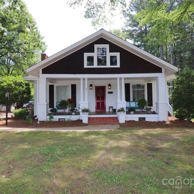 321 S Pink St, Cherryville, NC 28021