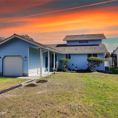 345 Cockle St Sw, Ocean Shores, WA 98569