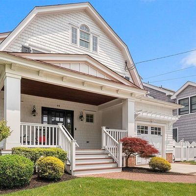 45 Walnut Rd, Ocean City, NJ 08226