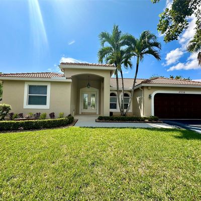 4910 Nw 104 Th Ave, Coral Springs, FL 33076