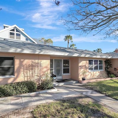 50 Acacia St, Clearwater Beach, FL 33767