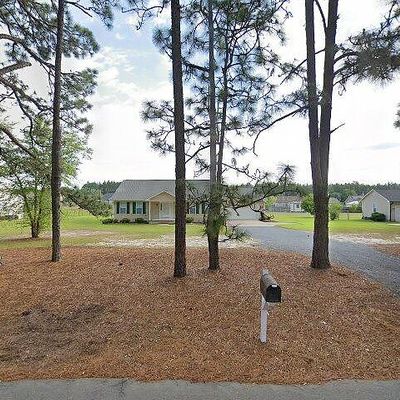 425 W Denny Ave, Pinebluff, NC 28373
