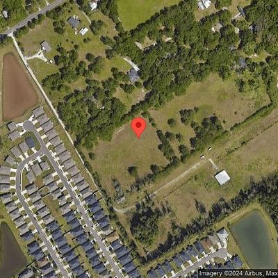 5708 Tomahawk Lake Dr, Jacksonville, FL 32224