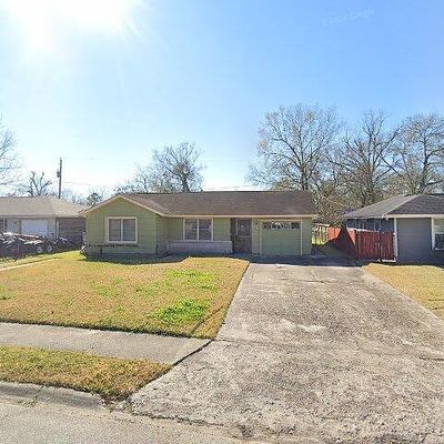 5826 Belmark St, Houston, TX 77033