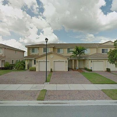 5953 Royal Way, Tamarac, FL 33321