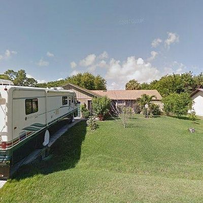 6009 Papaya Dr, Fort Pierce, FL 34982