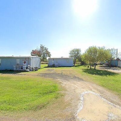 601 W Oakland Ave, Seadrift, TX 77983