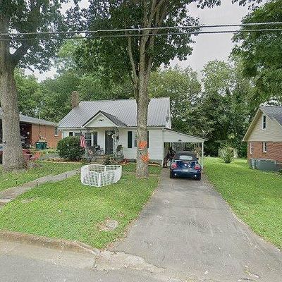 517 Elm St, Pulaski, TN 38478