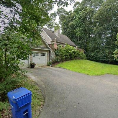 52 Shady Ln, Danbury, CT 06811