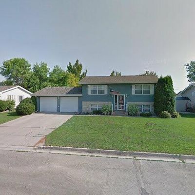 520 4 Th Ave Ne, Crookston, MN 56716