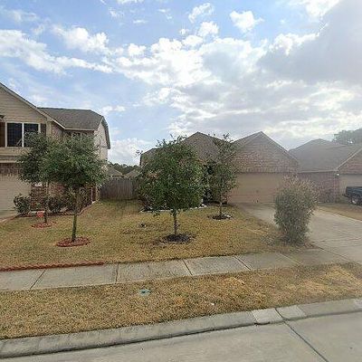 535 Oporto Path, Crosby, TX 77532