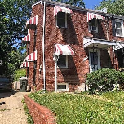 709 Adrian St Se, Washington, DC 20019